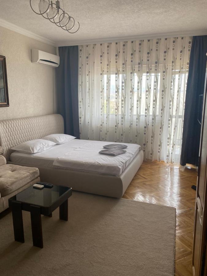 Apartment Perla Пристина Екстериор снимка