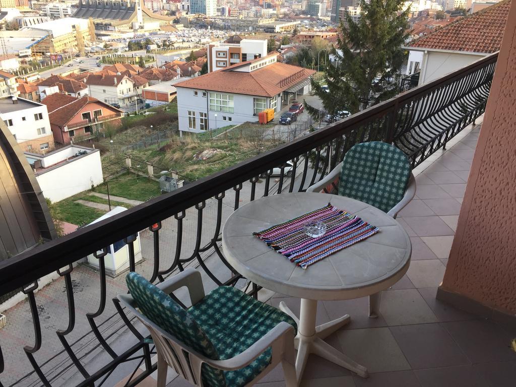 Apartment Perla Пристина Екстериор снимка