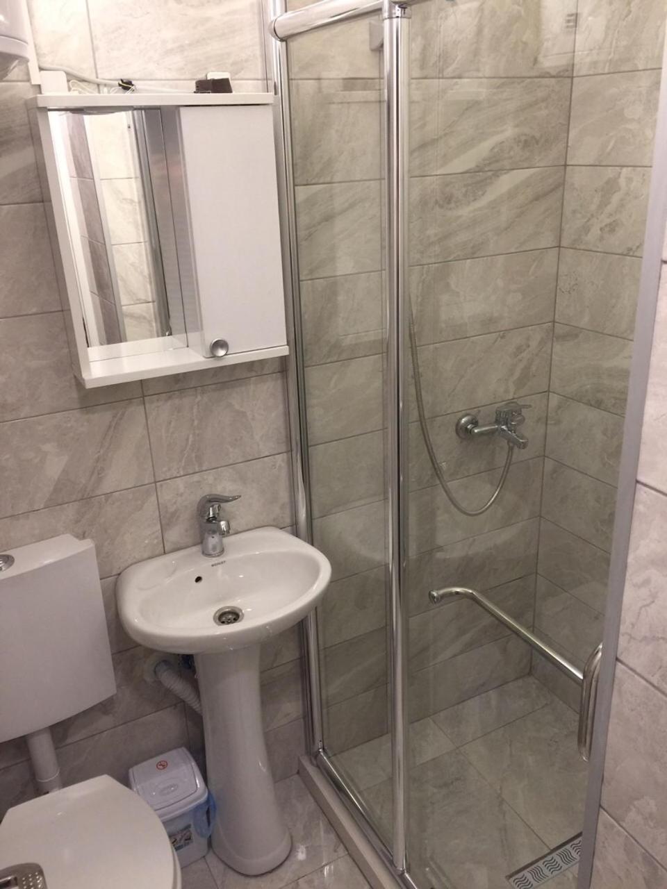 Apartment Perla Пристина Екстериор снимка