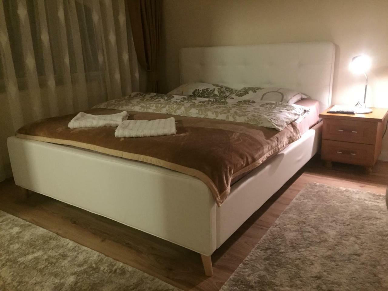 Apartment Perla Пристина Екстериор снимка